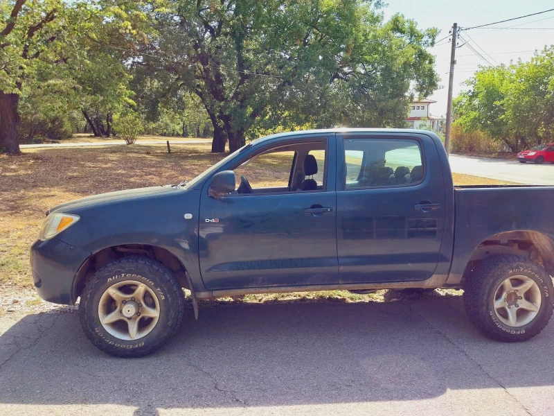 Toyota Hilux, снимка 7 - Автомобили и джипове - 47117765