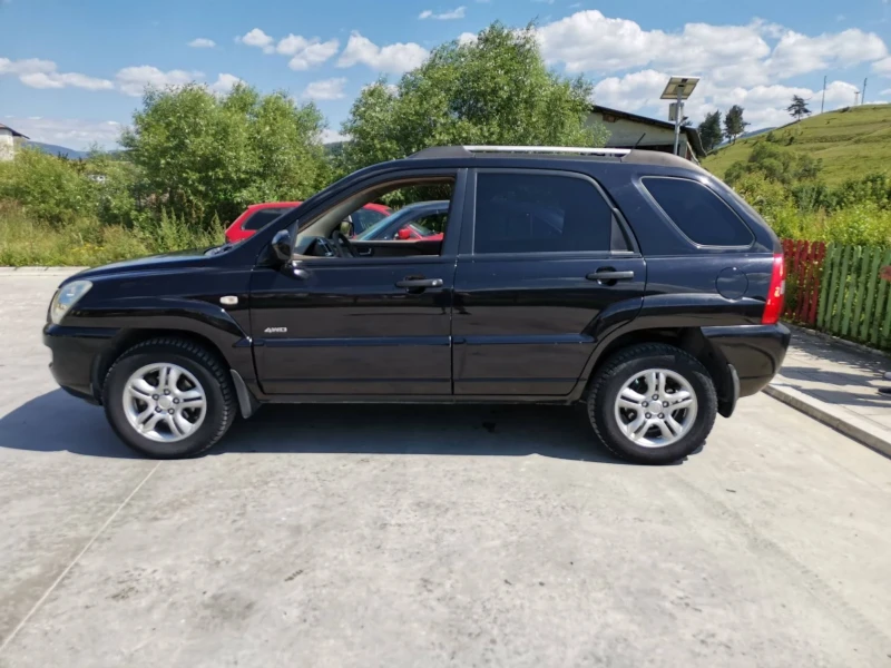 Kia Sportage, снимка 2 - Автомобили и джипове - 47162526