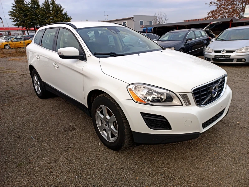 Volvo XC60 D3 * AWD * 2.4D * 163hp * Automatic * Facelift , снимка 6 - Автомобили и джипове - 48144605