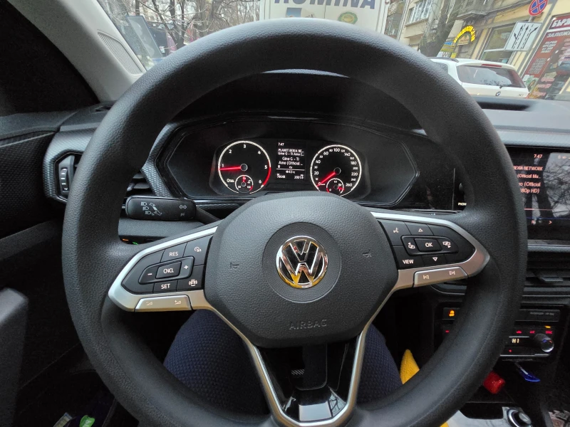 VW T-Cross 1, 6TDI, снимка 5 - Автомобили и джипове - 48469537