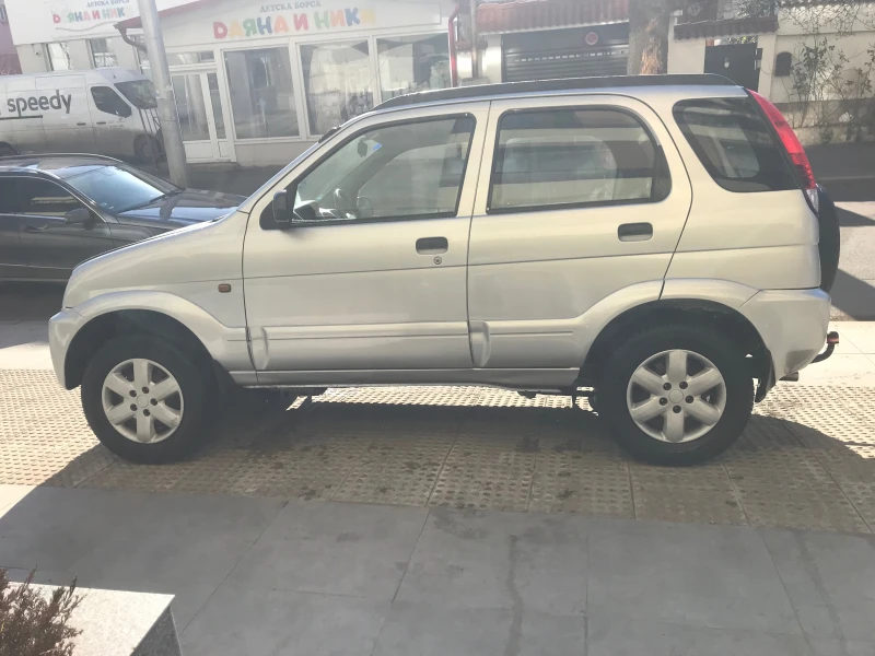 Daihatsu Terios 1.3, снимка 6 - Автомобили и джипове - 48619925