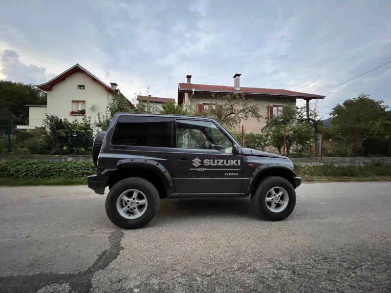 Suzuki Vitara 1.6 газ, снимка 14 - Автомобили и джипове - 48637695