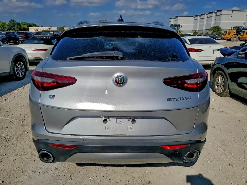 Alfa Romeo Stelvio TI, снимка 6 - Автомобили и джипове - 53364041