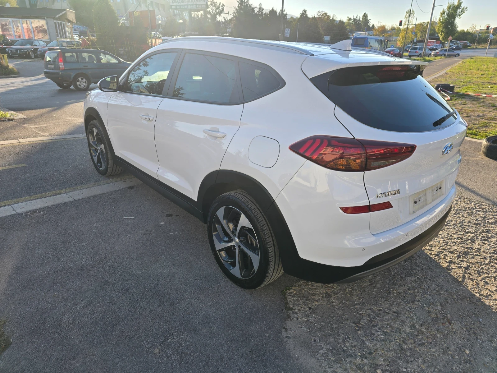 Hyundai Tucson 1.6.136k перфектен - изображение 6