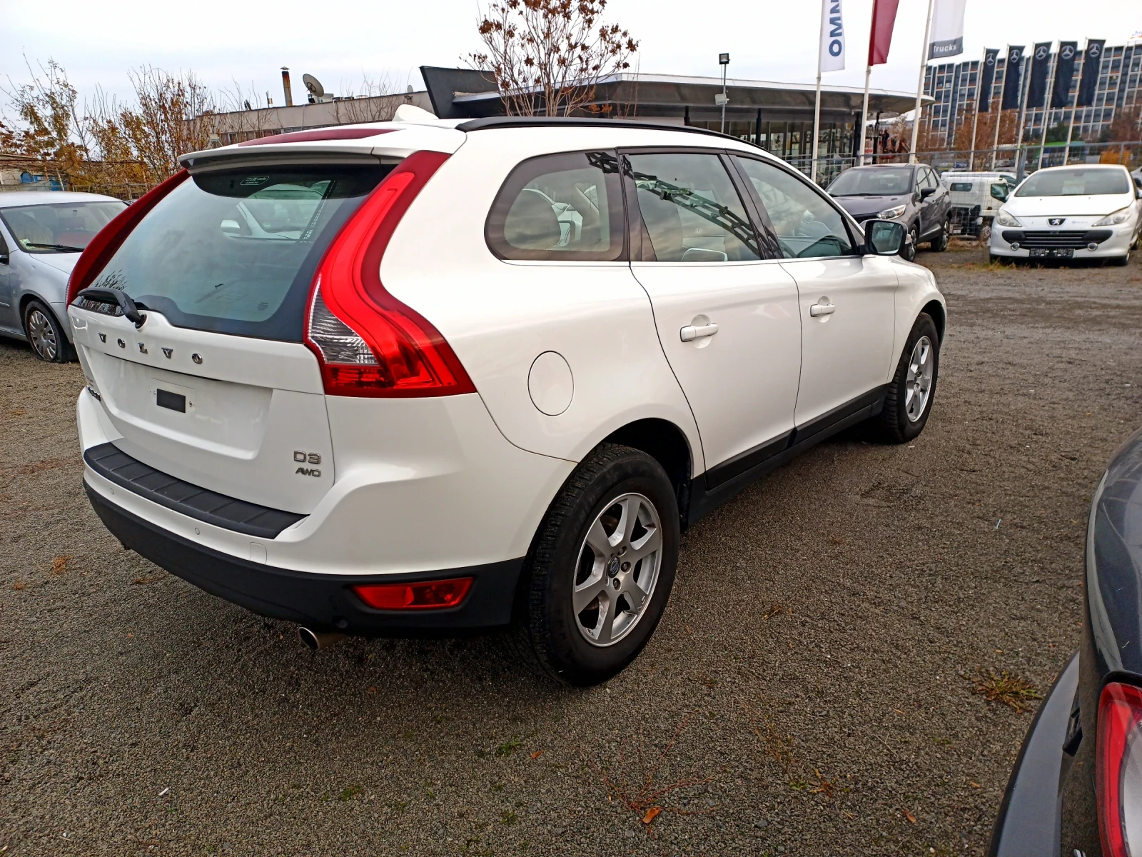 Volvo XC60 D3 * AWD * 2.4D * 163hp * Automatic * Facelift  - изображение 5