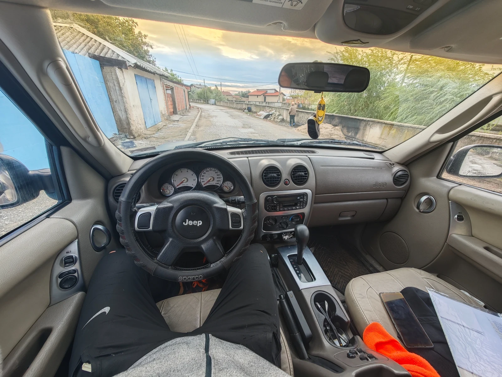 Jeep Cherokee  - изображение 7