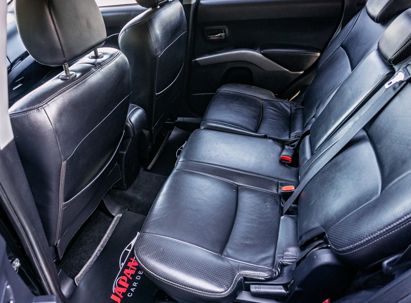 Mitsubishi Outlander 2.4i 170hp 4x4 Executive!  !  | Mobile.bg   12