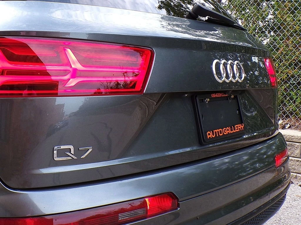 Audi Q7 S-LINE TFSI 3.0T TECHNIK QUATTRO 7 PASSENGER - изображение 9