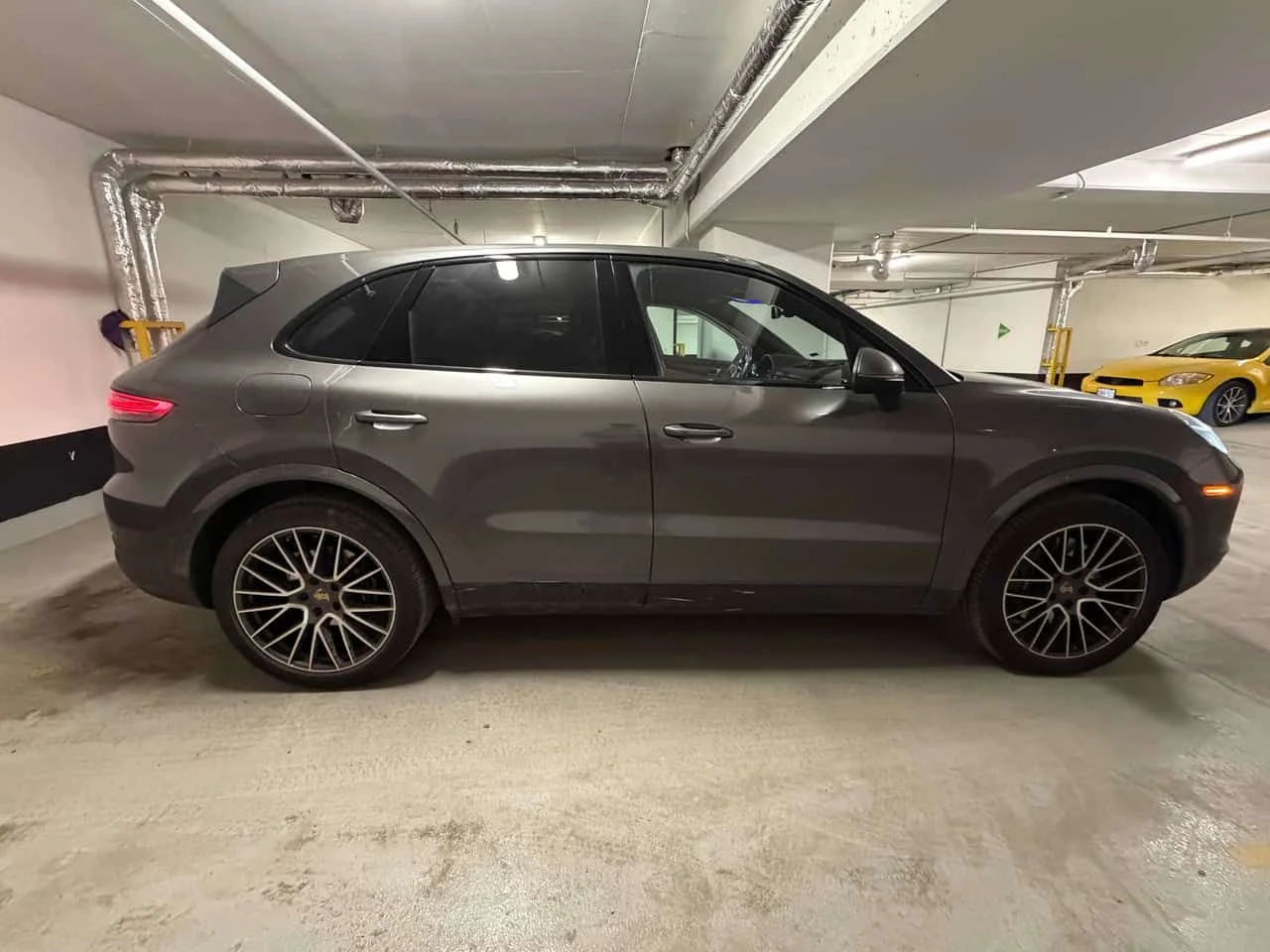 Porsche Cayenne | AWD | CARFAX | 360 | ОБДУХВАНЕ | ПАНОРАМА | , снимка 3 - Автомобили и джипове - 54348491