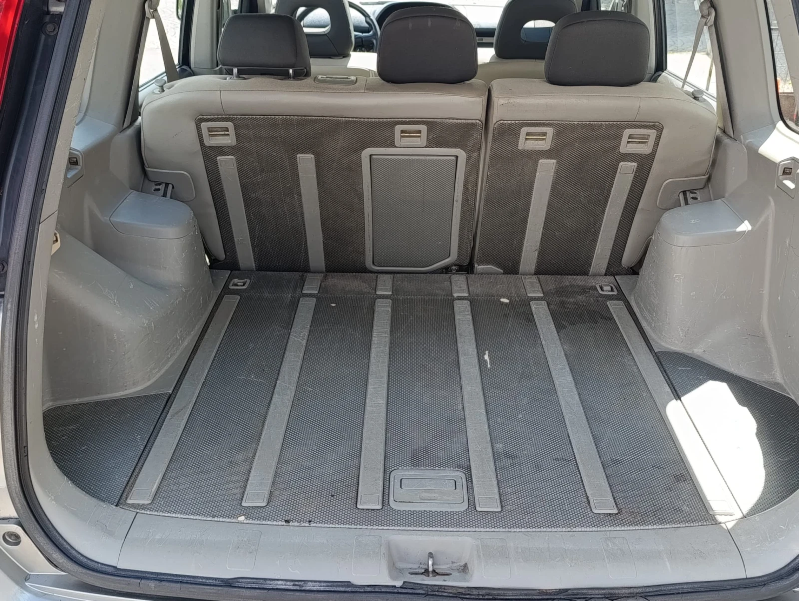 Nissan X-trail 2.0i 4x4, снимка 15 - Автомобили и джипове - 54563450
