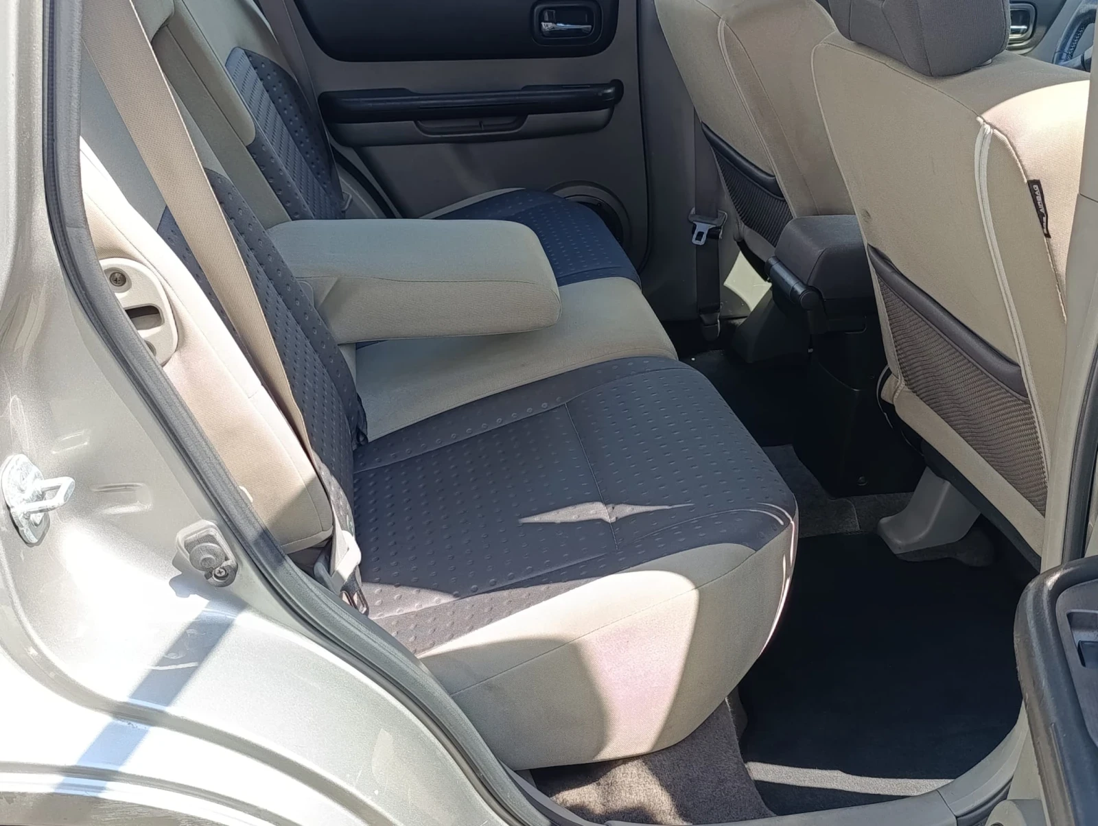 Nissan X-trail 2.0i 4x4, снимка 11 - Автомобили и джипове - 54563450
