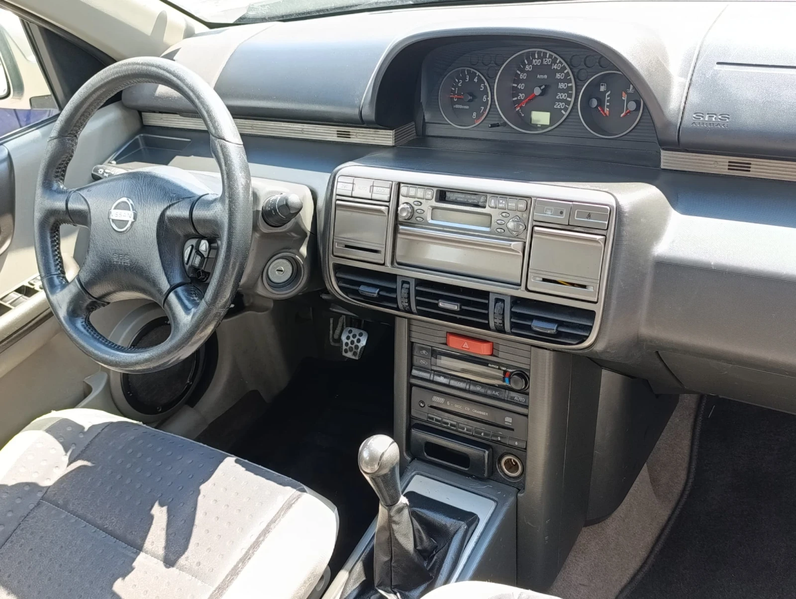 Nissan X-trail 2.0i 4x4, снимка 10 - Автомобили и джипове - 54563450
