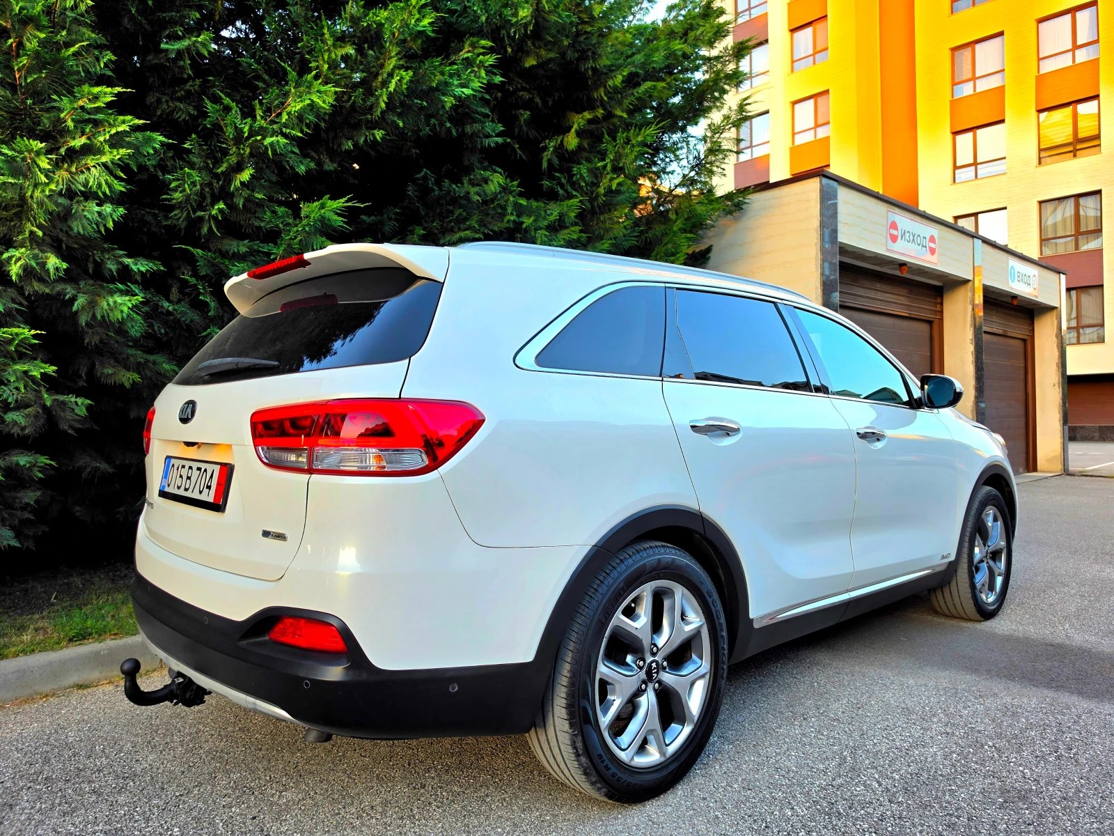 Kia Sorento 2.2-PREMIUM+ 4x4- FULL , снимка 5 - Автомобили и джипове - 54750785