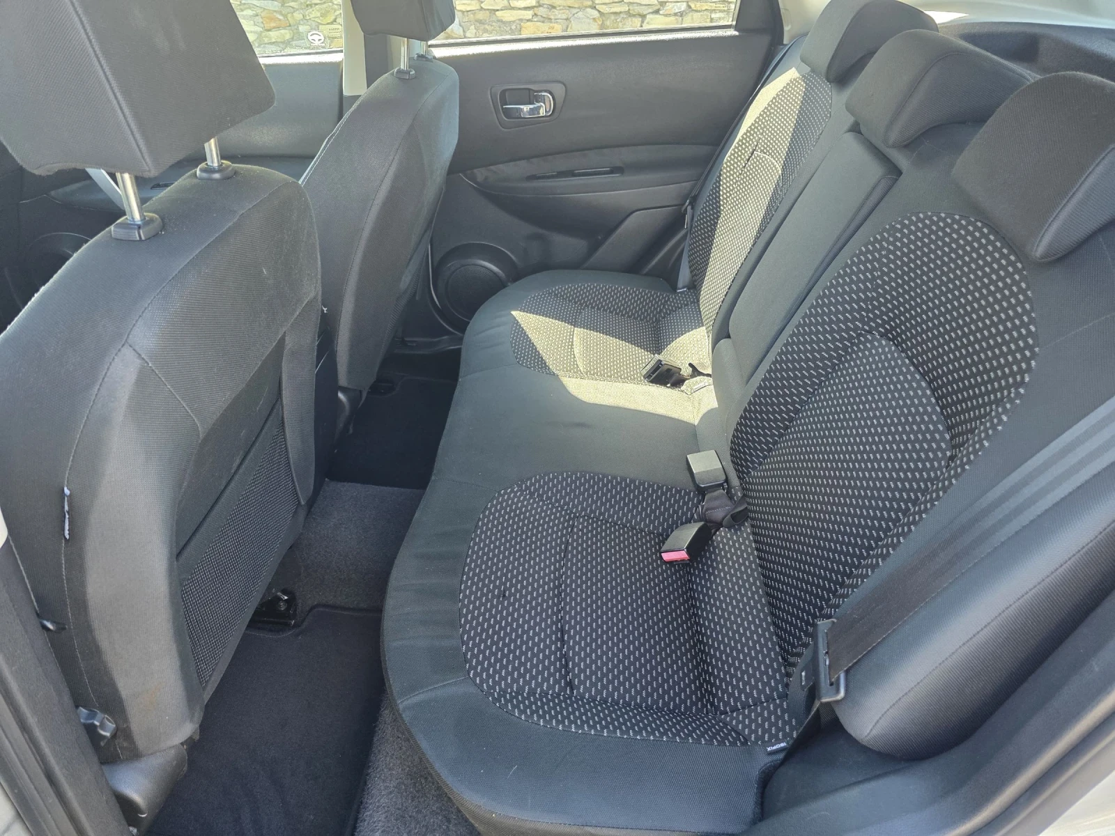Nissan Qashqai 1.6 бензин 96000км!!!!, снимка 8 - Автомобили и джипове - 54873193