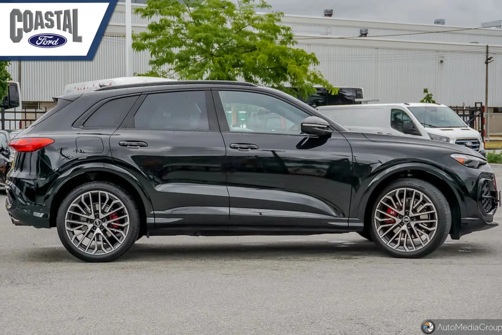 Audi SQ5 TECHNIK ЦЕНА ДО БЪЛГАРИЯ АВТОКРЕДИТ, снимка 4 - Автомобили и джипове - 55451153