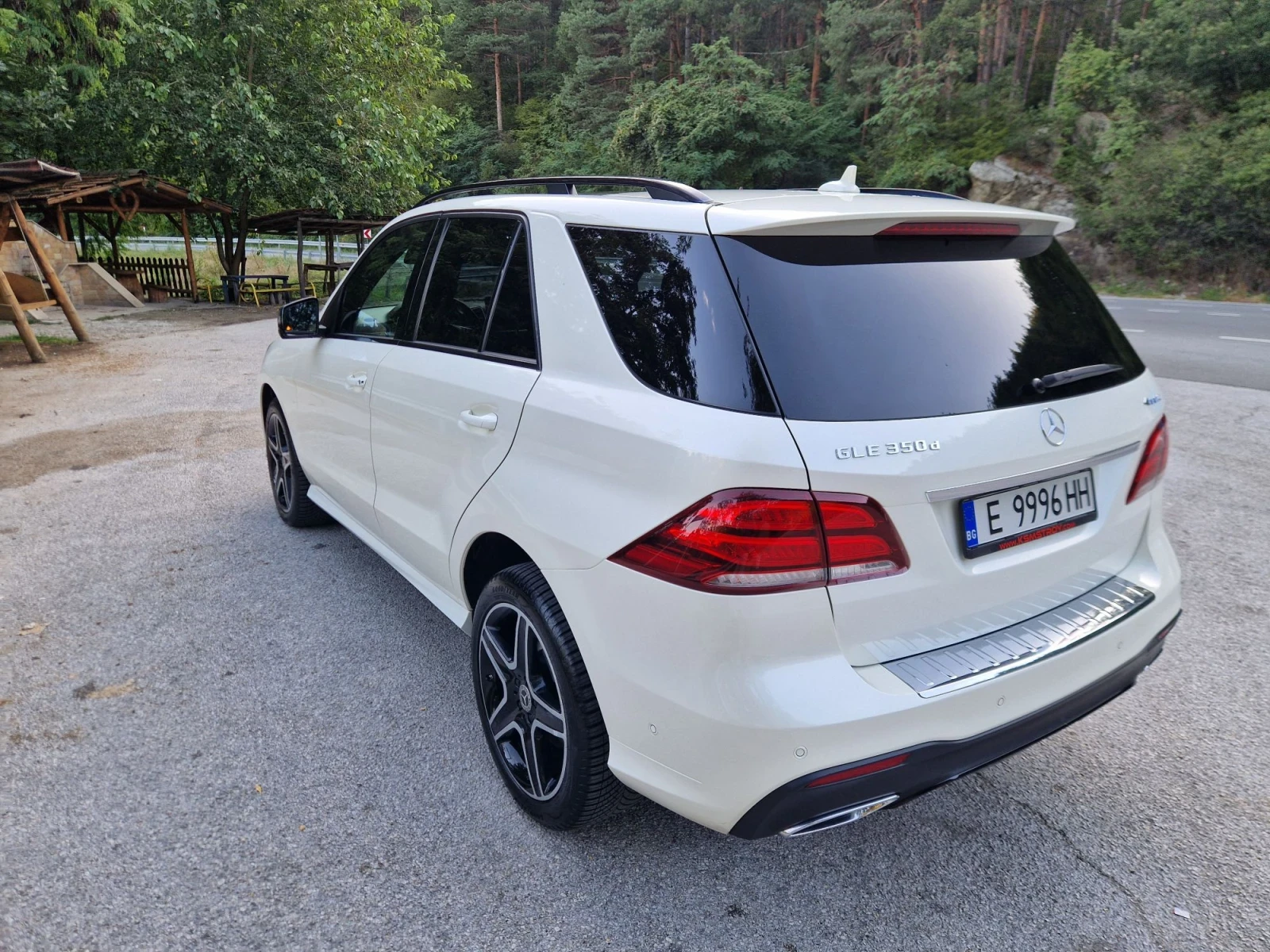 Mercedes-Benz GLE 350, снимка 4 - Автомобили и джипове - 56059365