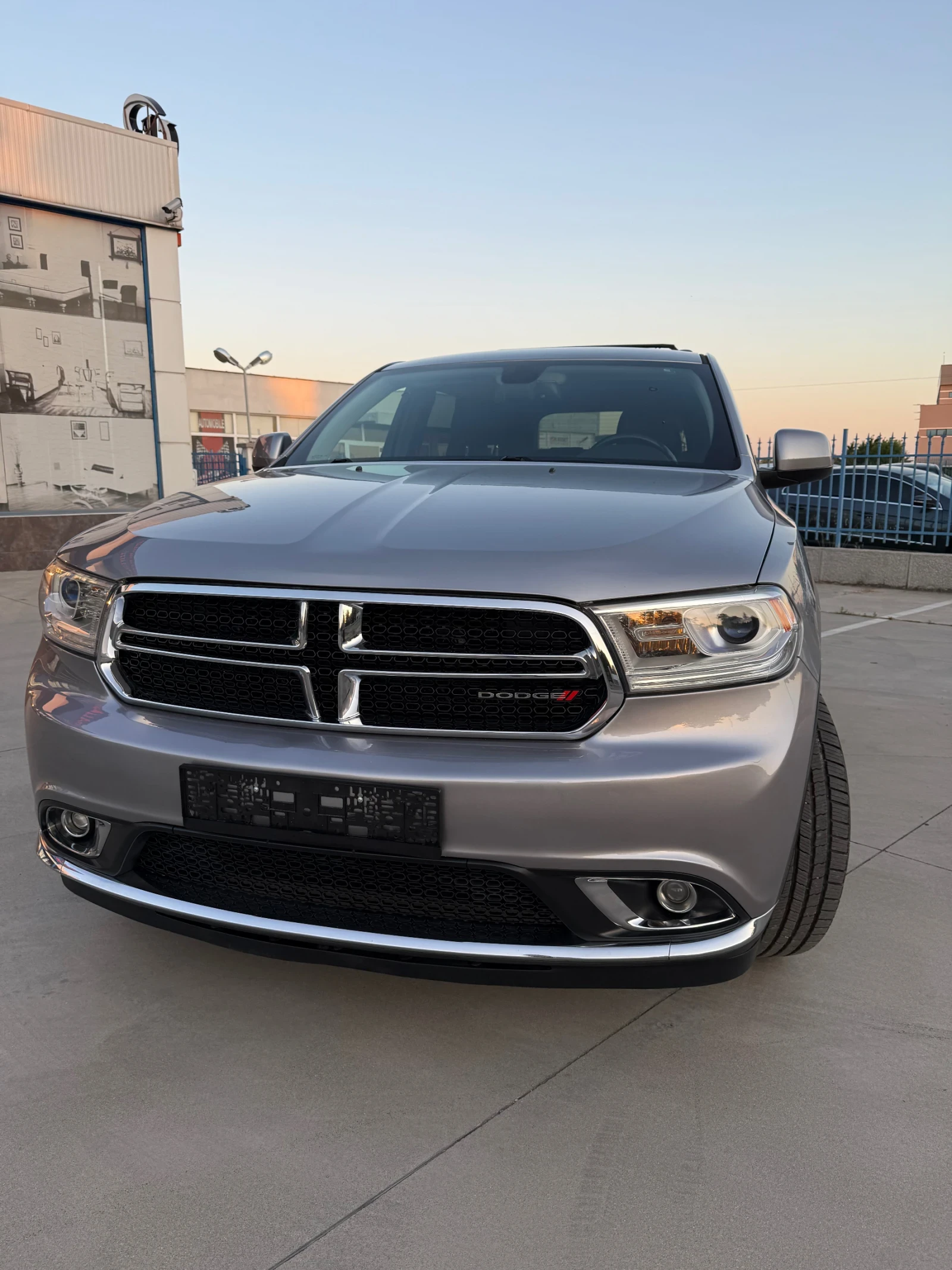 Dodge Durango 3.6 SXT, снимка 2 - Автомобили и джипове - 56295318