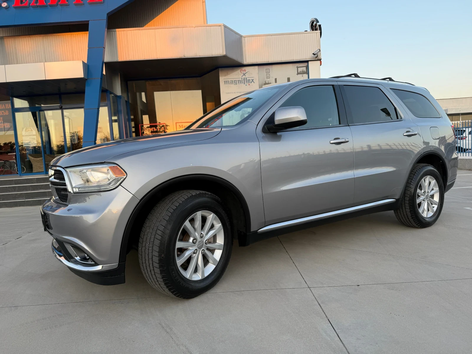 Dodge Durango 3.6 SXT, снимка 5 - Автомобили и джипове - 56295318