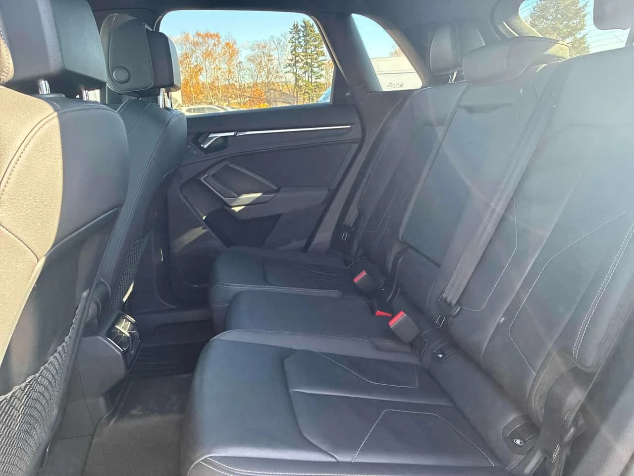 Audi Q3 * Progressiv * CARFAX * АВТОКРЕДИТ* , снимка 15 - Автомобили и джипове - 56728509