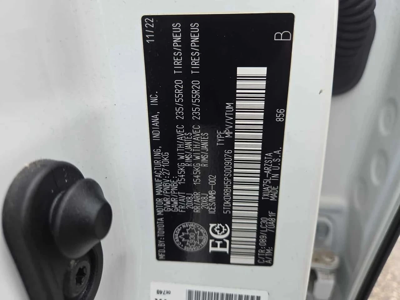 Toyota Highlander, снимка 17 - Автомобили и джипове - 56730294
