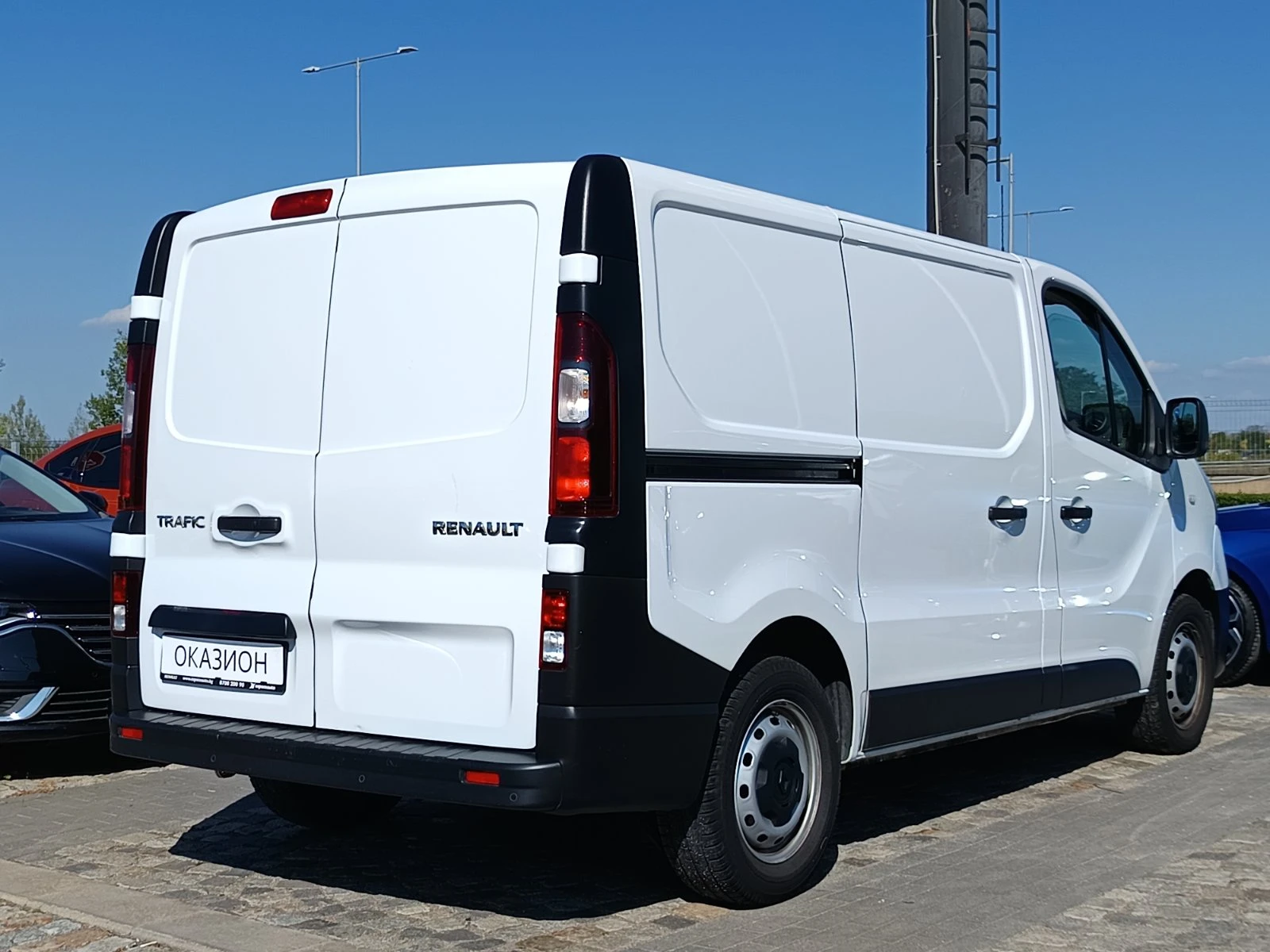 Renault Trafic 2.0dCi/120 к.с/Life L1H1 - изображение 4