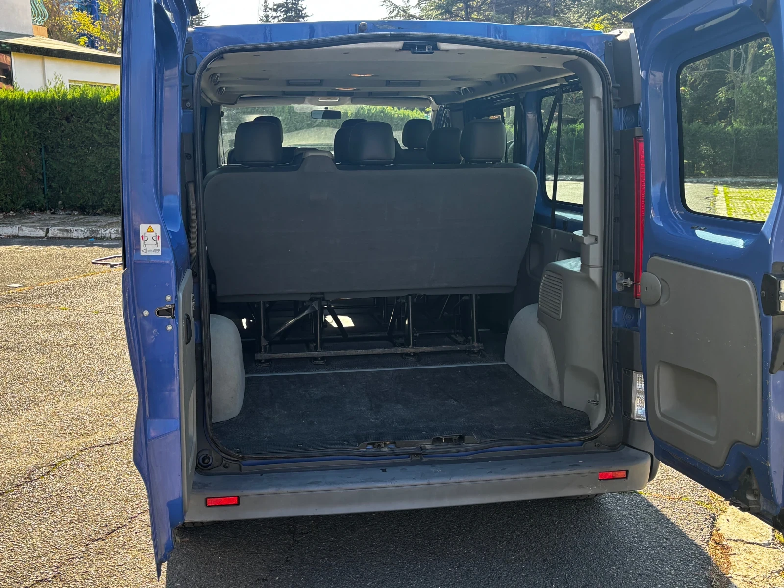 Renault Trafic 2.0DCI - изображение 5