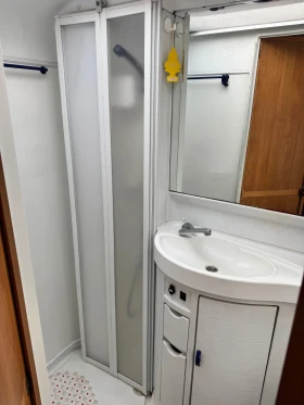 Кемпер Mercedes-Benz 412 d Hymer Automat , снимка 13