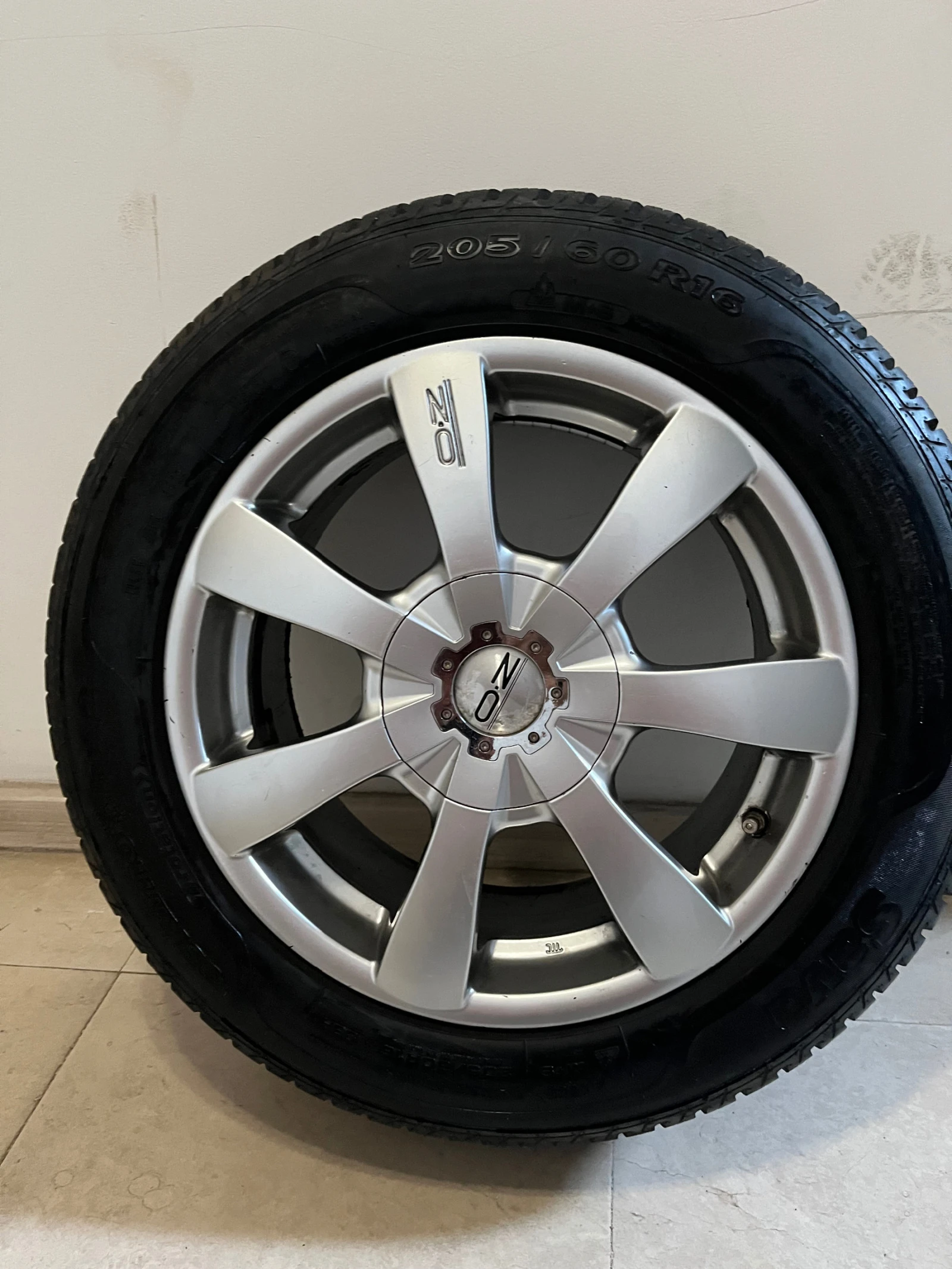 ���� � ������ 205/60R16 �� Mercedes-Benz E 200 | Mobile.bg � ����������� 5