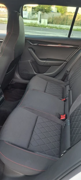 Skoda Octavia VRS 2.0 TDI 184 k.c 4x4 DSG DIGITAL, снимка 14