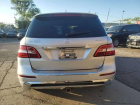 Mercedes-Benz ML 550 * 4MATIC 4dr * CARFAX * ОПЦИЯ ЗА ФИНАНСИРАНЕ , снимка 4