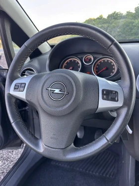 Opel Corsa 1.2 Газ + Бензин, снимка 12