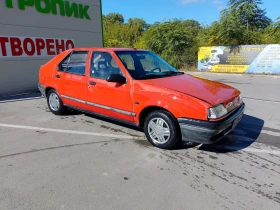     Renault 19