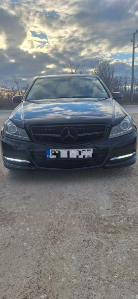 Mercedes-Benz C 180, снимка 3