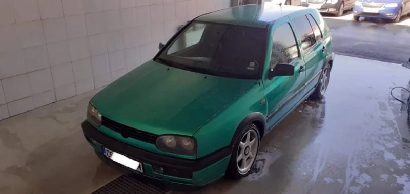 VW Golf 1.9TDI+ + , снимка 2 - Автомобили и джипове - 45607720