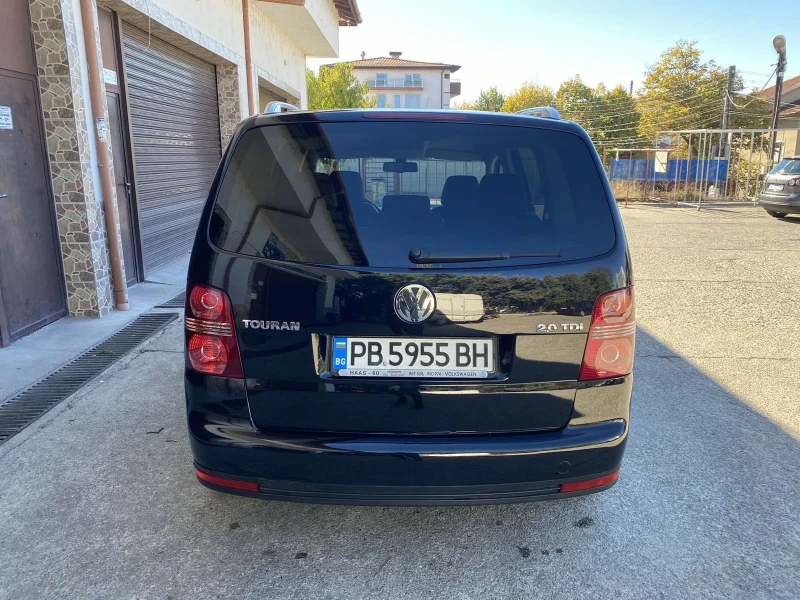 VW Touran 2.0TDI, снимка 3 - Автомобили и джипове - 47888801