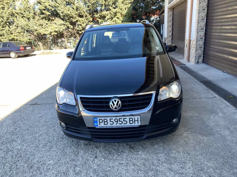 VW Touran 2.0TDI, снимка 1 - Автомобили и джипове - 47888801