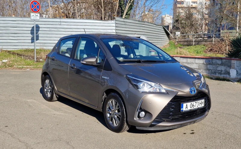 Toyota Yaris Luna, снимка 1 - Автомобили и джипове - 49378114