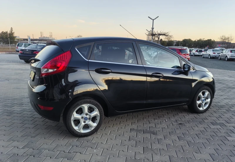 Ford Fiesta 1.4TDCI, снимка 4 - Автомобили и джипове - 49394777