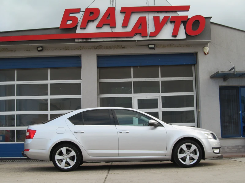 Skoda Octavia TDI/ELEGANCE/EURO5B, снимка 8 - Автомобили и джипове - 50234802