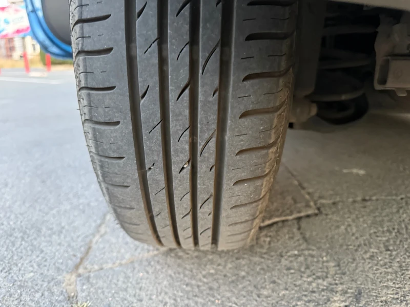 Renault Clio 1.4 98кс., снимка 10 - Автомобили и джипове - 51084987