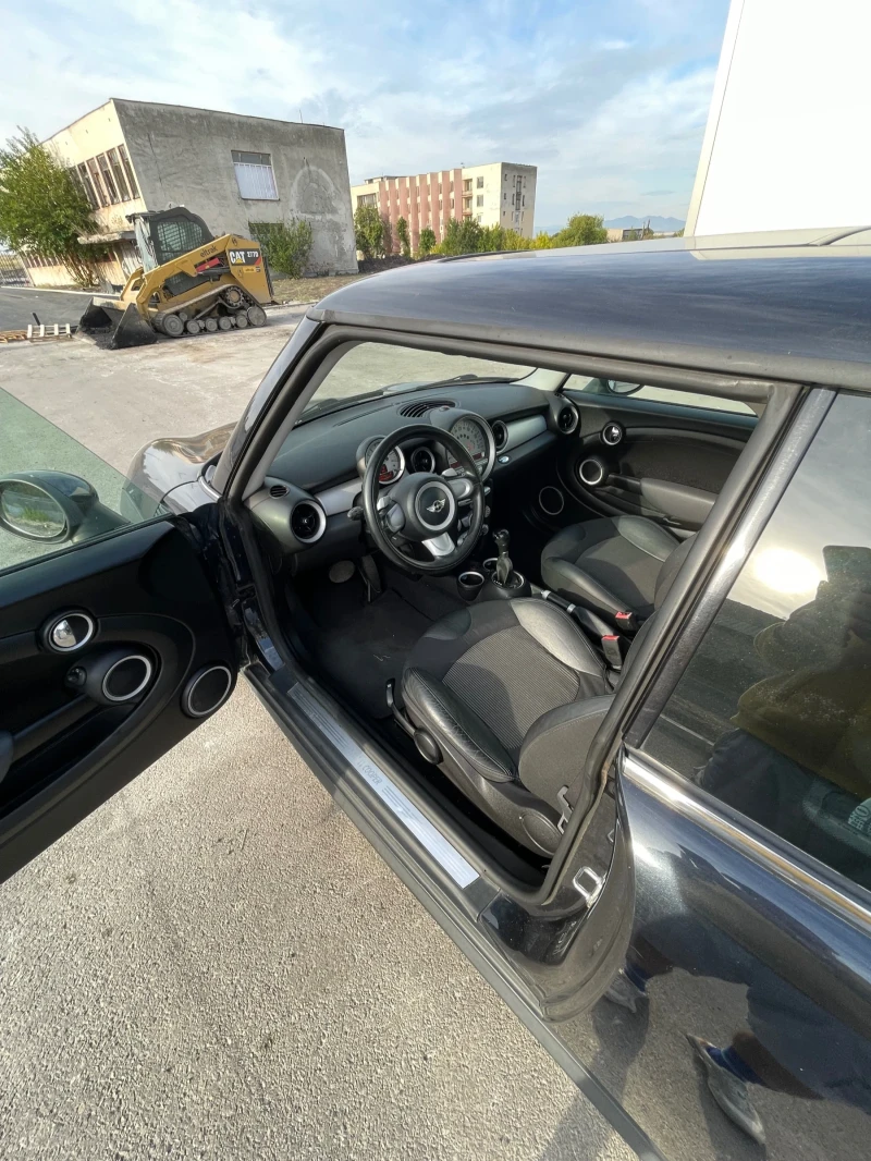 Mini One, снимка 7 - Автомобили и джипове - 52452241