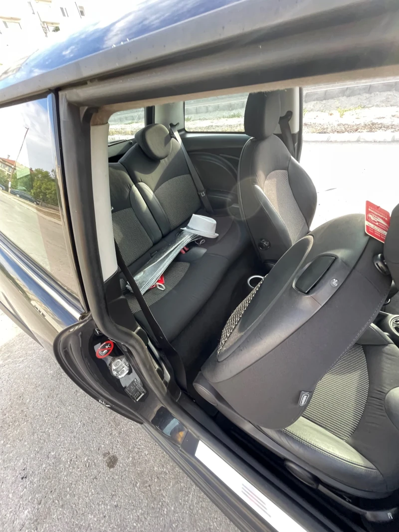 Mini One, снимка 8 - Автомобили и джипове - 52452241