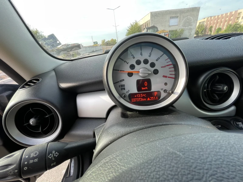 Mini One, снимка 5 - Автомобили и джипове - 52452241