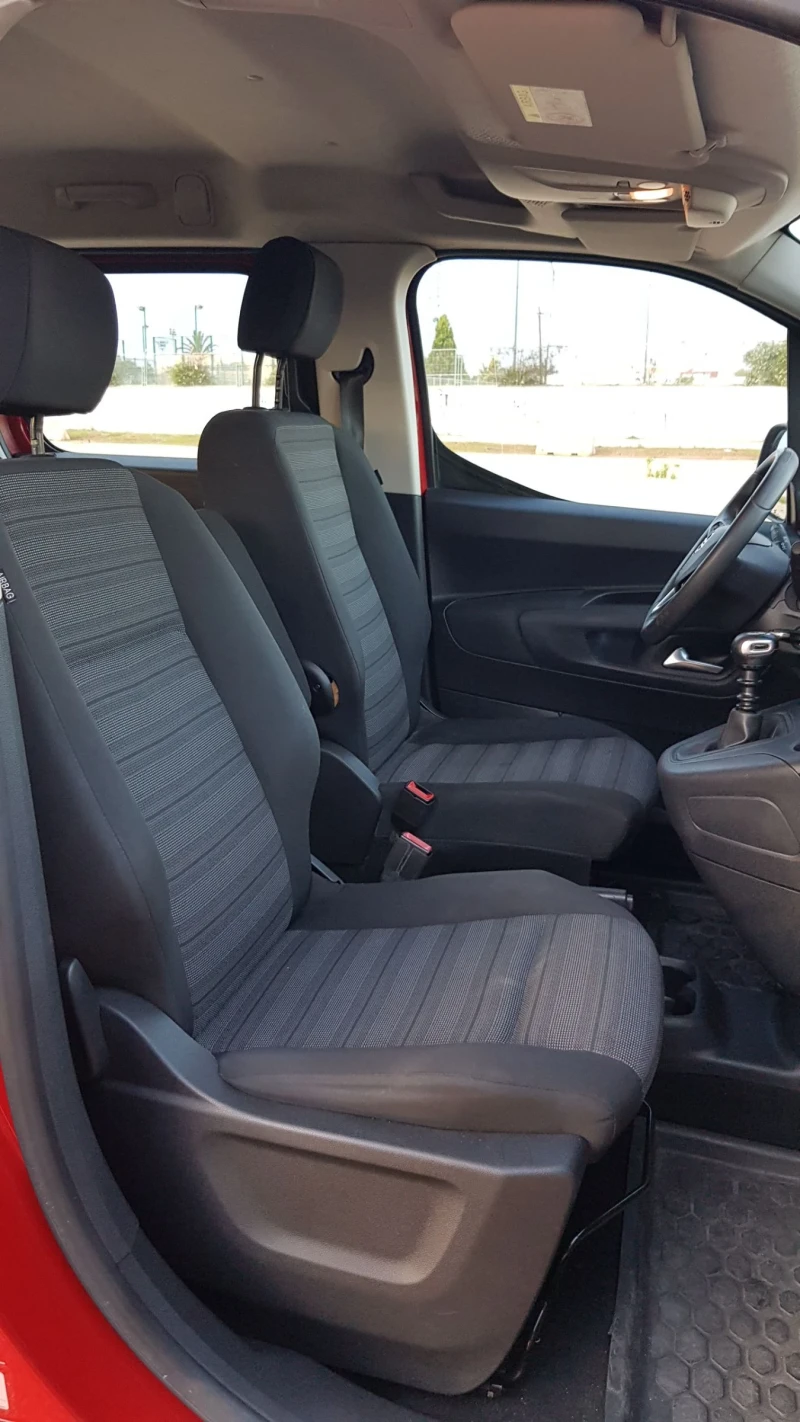 Opel Combo Life, снимка 16 - Автомобили и джипове - 52112153