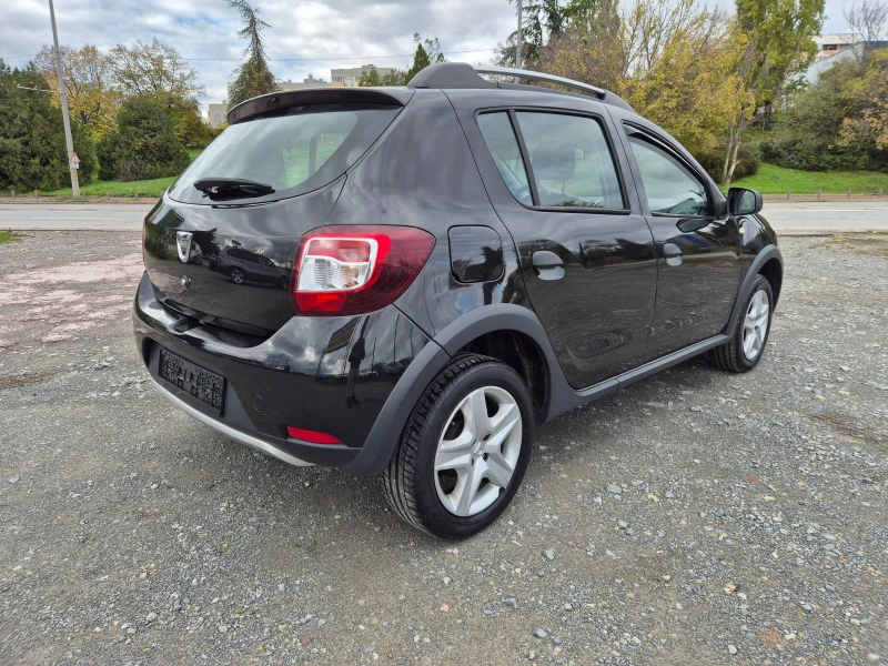 Dacia Sandero 0.9i Stepway, снимка 5 - Автомобили и джипове - 52376392