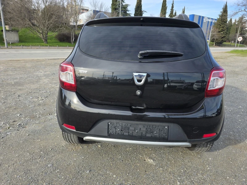 Dacia Sandero Stepway, снимка 6 - Автомобили и джипове - 52376392