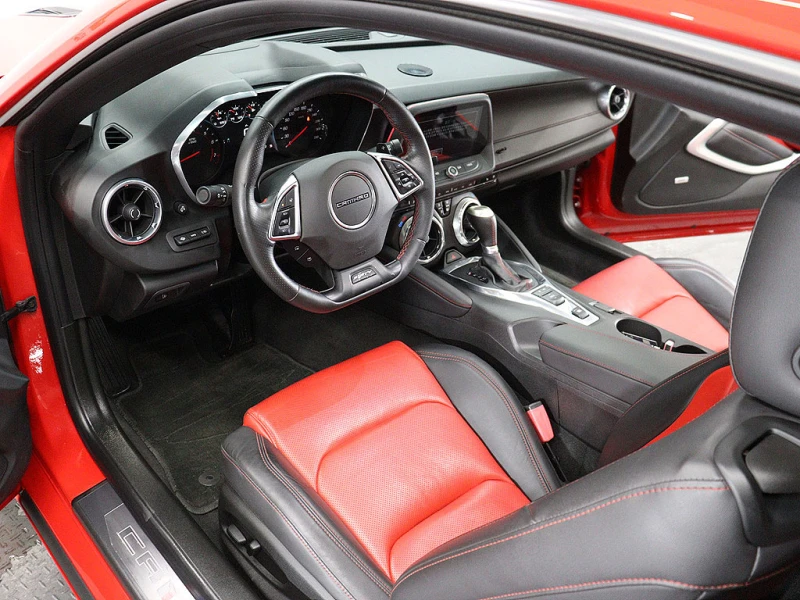 Chevrolet Camaro SS 6.2 V8, снимка 6 - Автомобили и джипове - 52398617