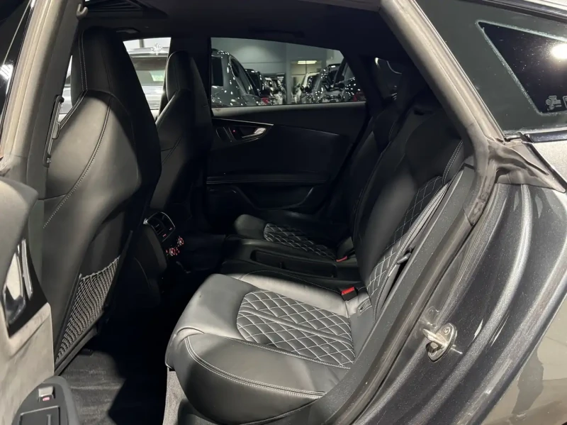 Audi S7 НАД 20К В ДОРАБОТКИ* 450HP* BLACK OPTIC* 360* BOSE, снимка 14 - Автомобили и джипове - 52645441