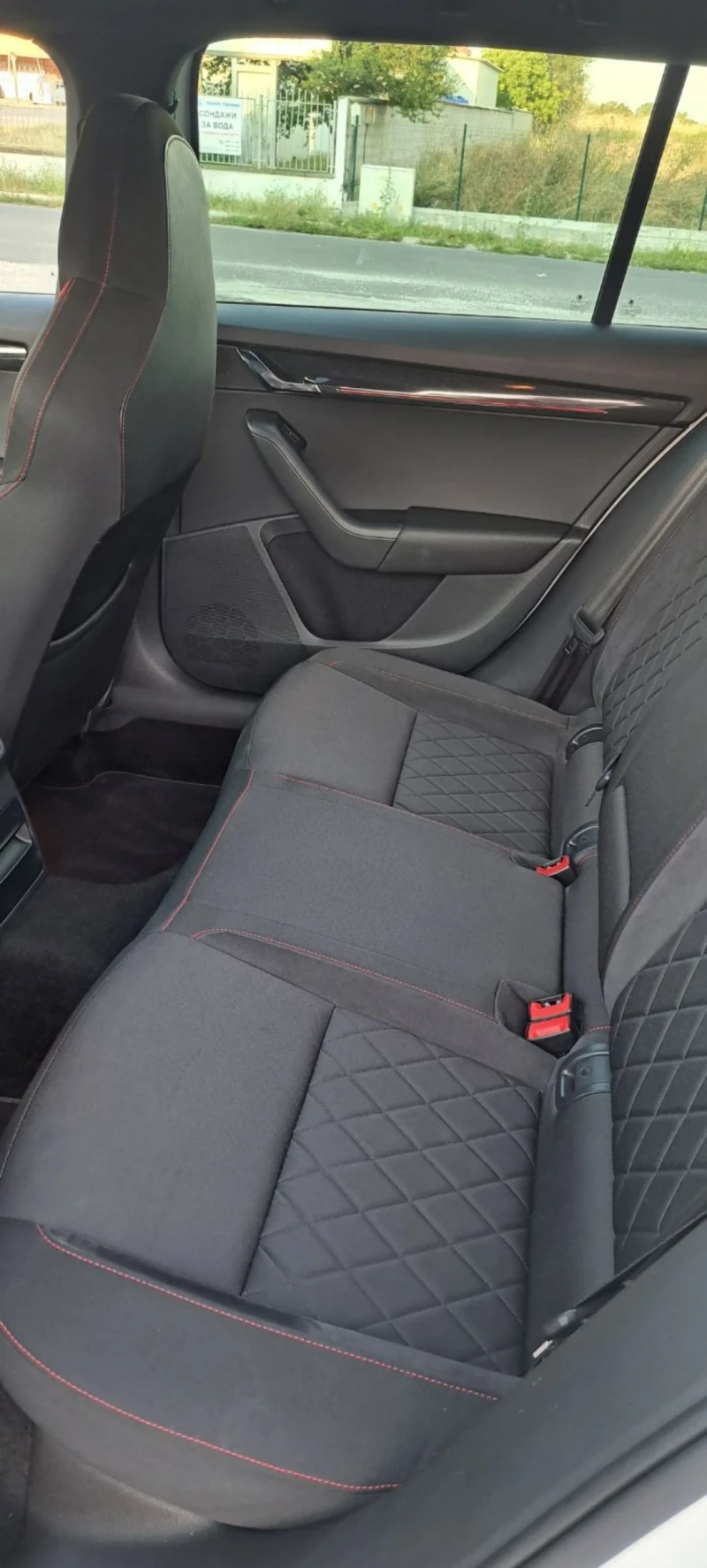 Skoda Octavia VRS 2.0 TDI 184 k.c 4x4 DSG DIGITAL, снимка 14 - Автомобили и джипове - 52950683