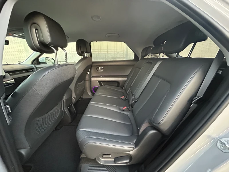 Hyundai Ioniq 5 306H.P.* 72.6KW* AWD* ГАРАНЦИЯ* , снимка 10 - Автомобили и джипове - 53098509